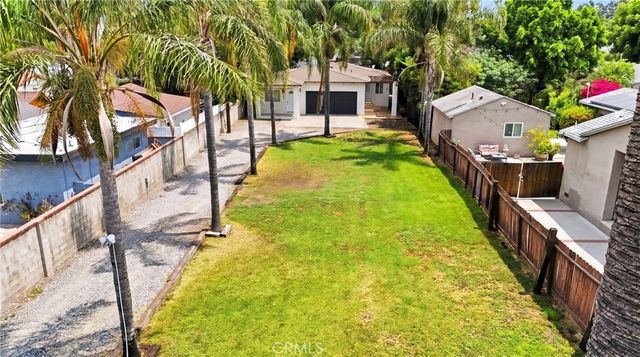 7015 Amigo, Reseda, CA 91335