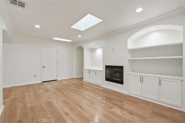7015 Amigo, Reseda, CA 91335