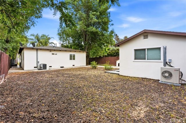 7015 Amigo, Reseda, CA 91335