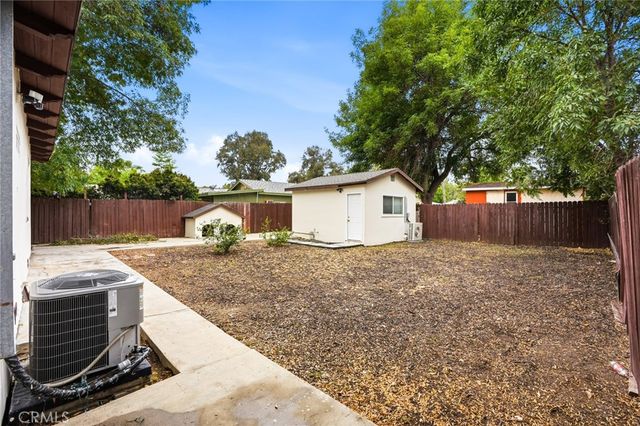 7015 Amigo, Reseda, CA 91335