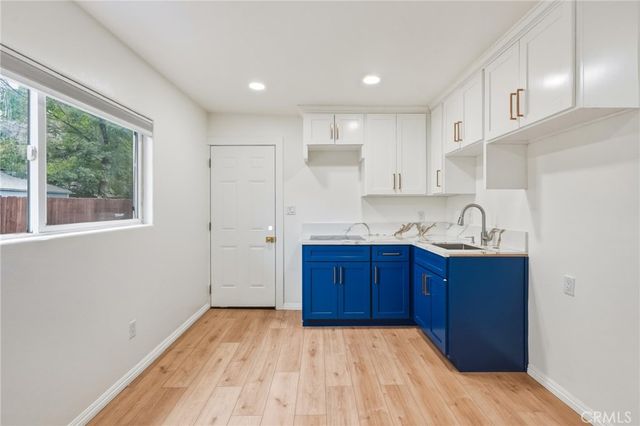 7015 Amigo, Reseda, CA 91335
