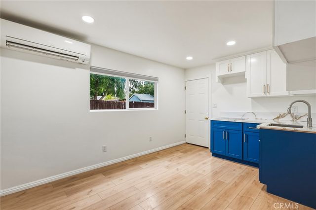 7015 Amigo, Reseda, CA 91335