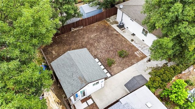 7015 Amigo, Reseda, CA 91335