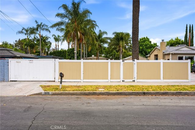 7015 Amigo, Reseda, CA 91335
