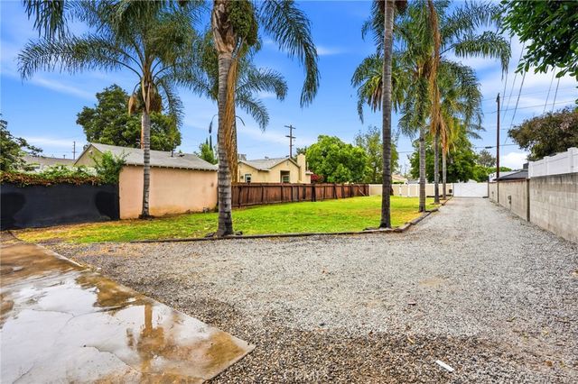 7015 Amigo, Reseda, CA 91335