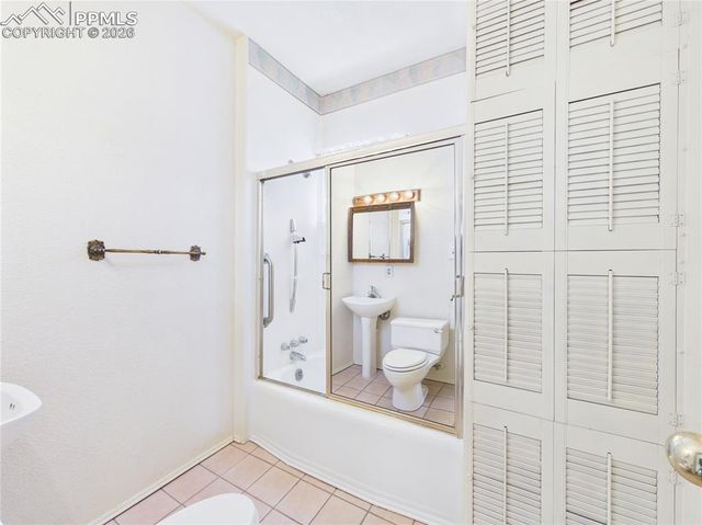 425 W Pitkin Avenue, Pueblo, CO 81004