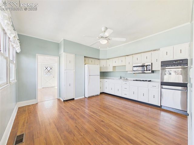 425 W Pitkin Avenue, Pueblo, CO 81004