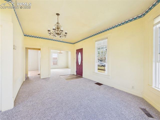 425 W Pitkin Avenue, Pueblo, CO 81004