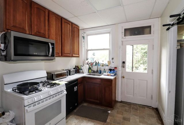 3272 Jefferson Avenue, Cincinnati, OH 45220