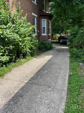 3272 Jefferson Avenue, Cincinnati, OH 45220
