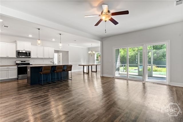 37 Watergrass Way, Richmond Hill, GA 31324