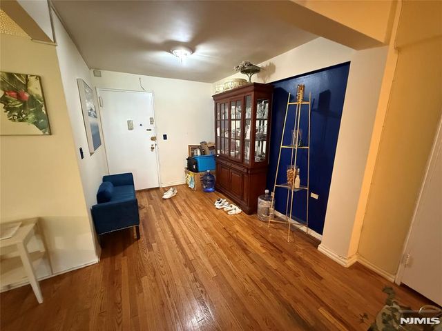 2160 Center Avenue 5M, Fort Lee, NJ 07024