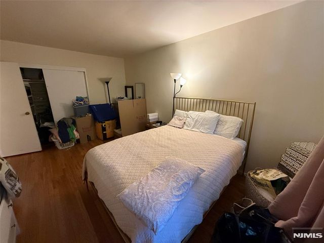 2160 Center Avenue 5M, Fort Lee, NJ 07024