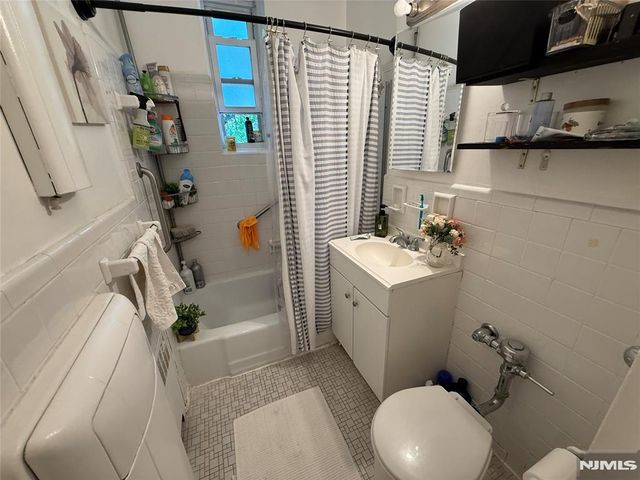 2160 Center Avenue 5M, Fort Lee, NJ 07024