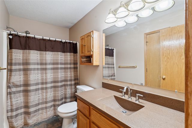 4400 SE 35th Street, Des Moines, IA 50320