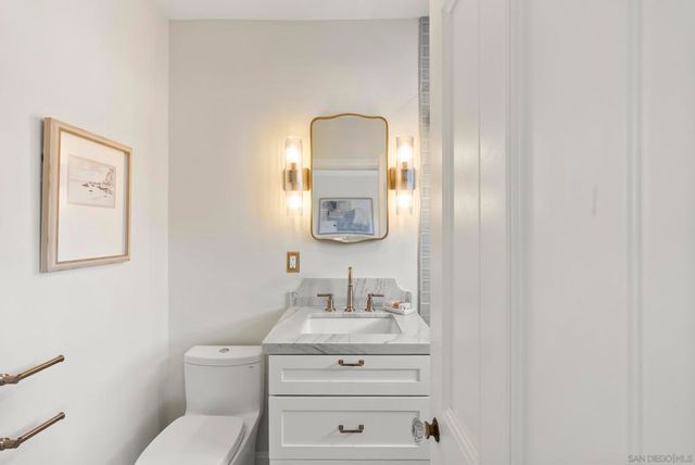 1896 Lyndon, San Diego, CA 92103