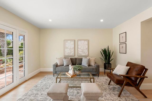 1896 Lyndon, San Diego, CA 92103