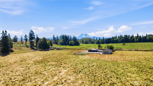 23028 SE 400th St, Enumclaw, WA 98022