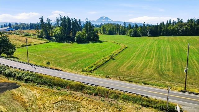 23028 SE 400th St, Enumclaw, WA 98022