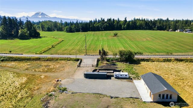 23028 SE 400th St, Enumclaw, WA 98022
