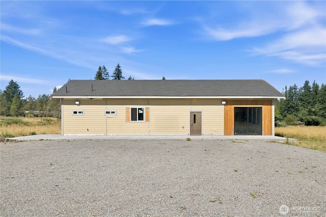 23028 SE 400th St, Enumclaw, WA 98022