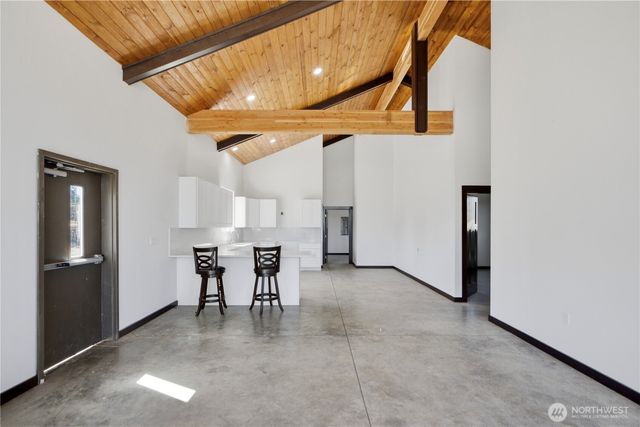 23028 SE 400th St, Enumclaw, WA 98022