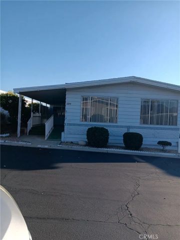 35218 Fir 120, Yucaipa, CA 92399
