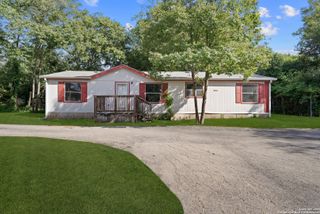 106 Haeckerville Rd, Cibolo, TX 78108