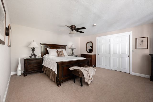 27844 Greenway Drive, Lake Arrowhead, CA 92352