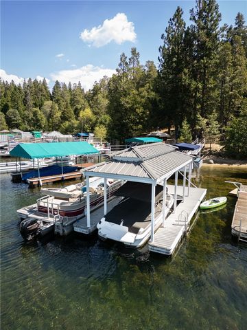 27844 Greenway Drive, Lake Arrowhead, CA 92352