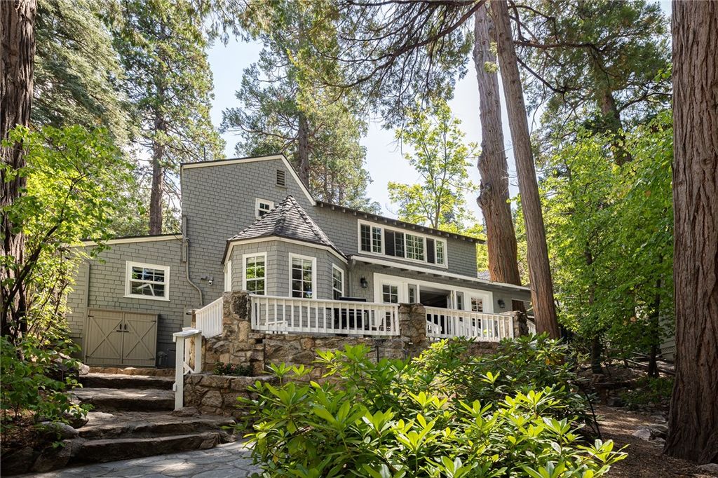Image 1 of property listing at 27844 Greenway Drive, Lake Arrowhead, CA 92352