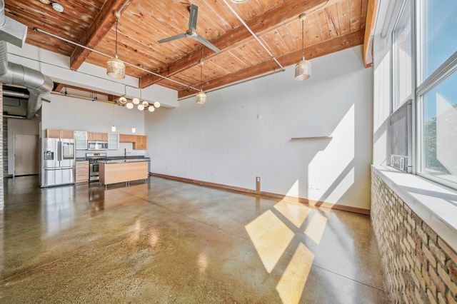 120 Holmes St 312, Quincy, MA 02171