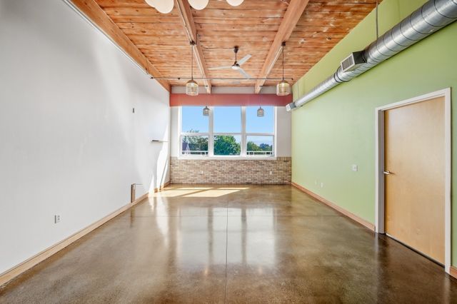 120 Holmes St 312, Quincy, MA 02171