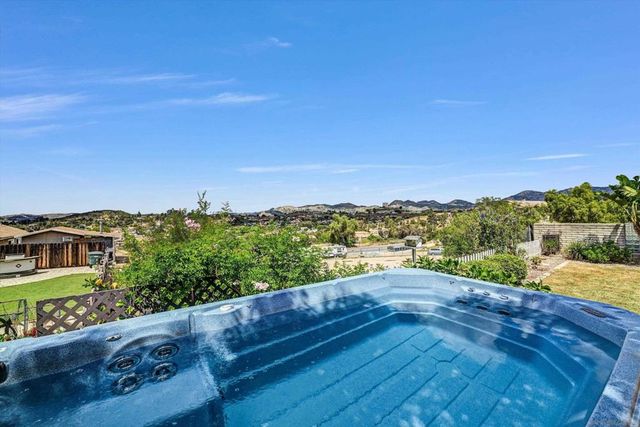 13856 Gorrion CT, El Cajon, CA 92021