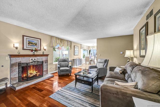 13856 Gorrion CT, El Cajon, CA 92021