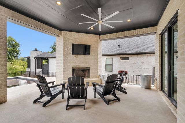 11653 Grandview Drive, Montgomery, TX 77356