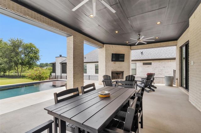 11653 Grandview Drive, Montgomery, TX 77356