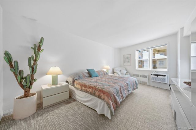 750 Shore Road 3o, Long Beach, NY 11561