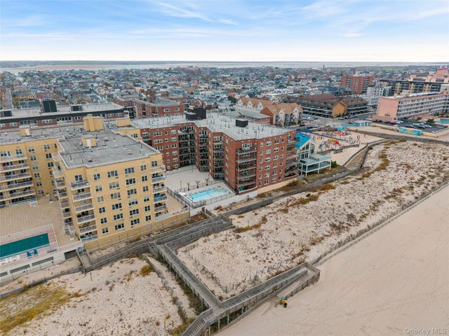 750 Shore Road 3o, Long Beach, NY 11561