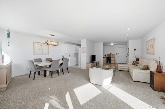 750 Shore Road 3o, Long Beach, NY 11561