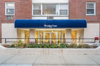 750 Shore Road 3o, Long Beach, NY 11561