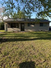 8825 Bermuda Avenue, Caseyville, IL 62232