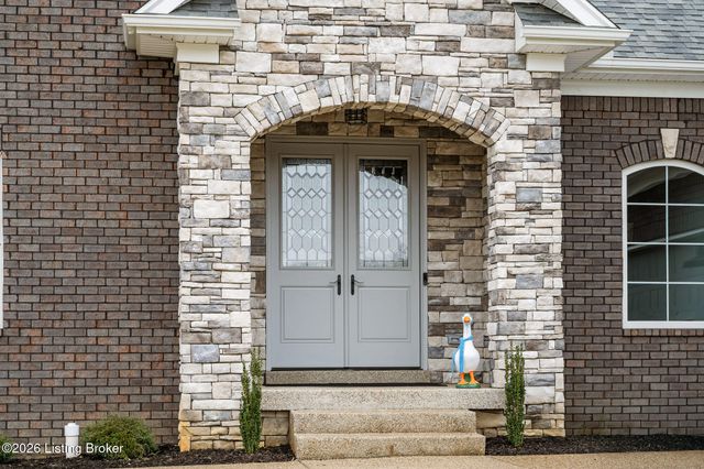 13510 Pointview Ct, Louisville, KY 40299