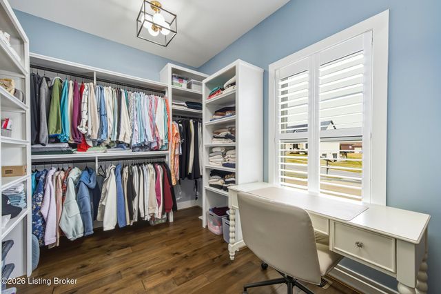 13510 Pointview Ct, Louisville, KY 40299