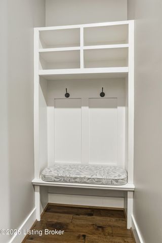 13510 Pointview Ct, Louisville, KY 40299