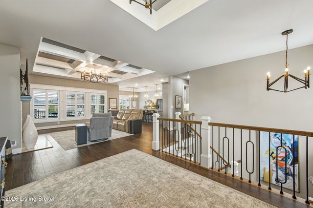 13510 Pointview Ct, Louisville, KY 40299