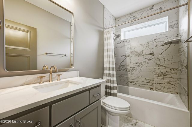 13510 Pointview Ct, Louisville, KY 40299