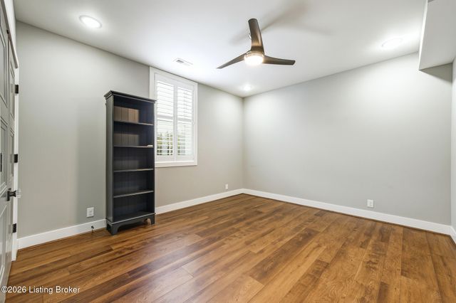 13510 Pointview Ct, Louisville, KY 40299