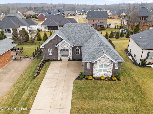 13510 Pointview Ct, Louisville, KY 40299