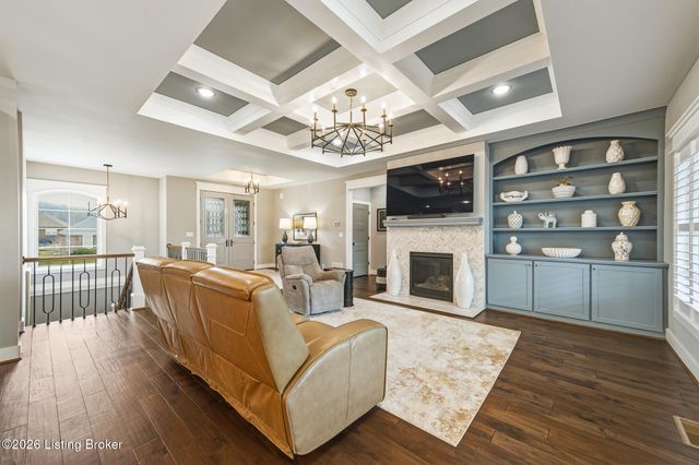 13510 Pointview Ct, Louisville, KY 40299